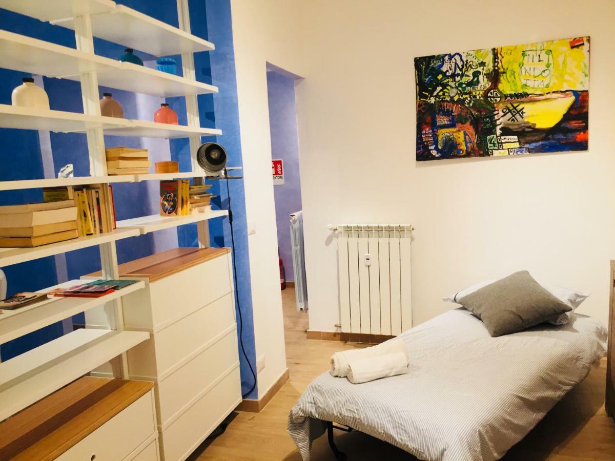 The Blue Strawberry House In San Giovanni Roma Экстерьер фото